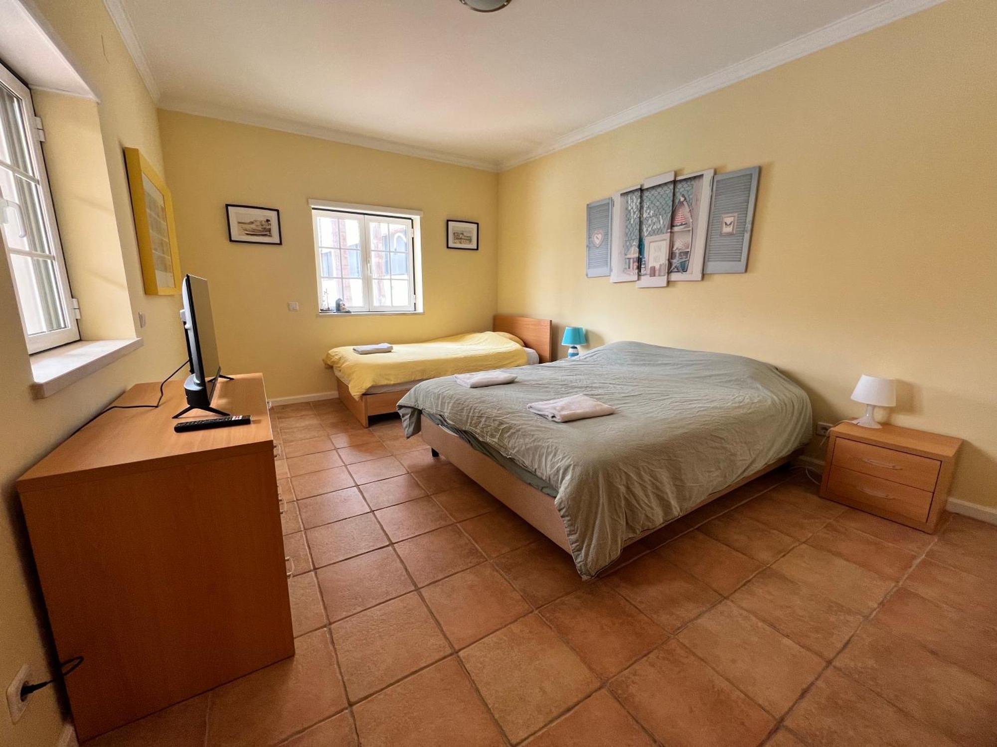 B&B With Heated Pool Sao Martinho do Porto Exterior photo