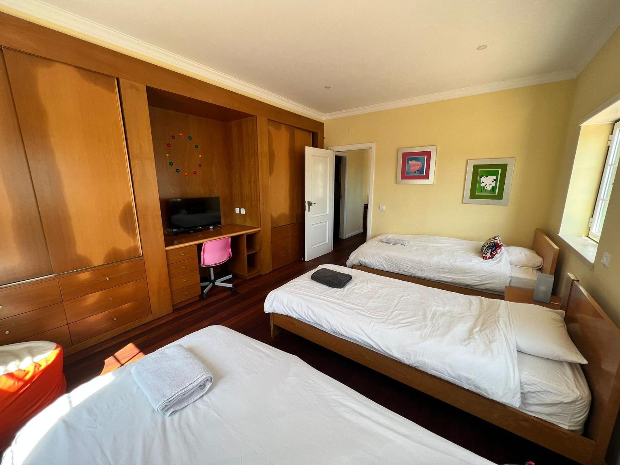 B&B With Heated Pool Sao Martinho do Porto Exterior photo